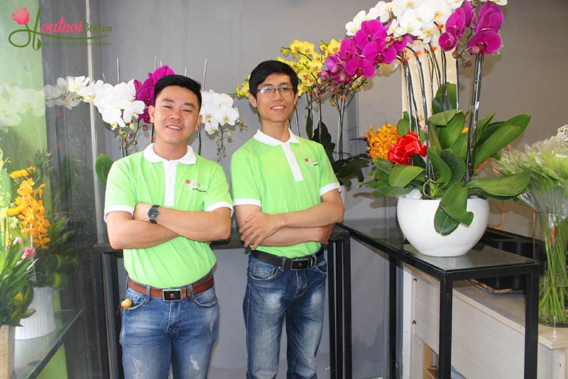 Shop hoa lan hồ điệp giá rẻ 27 Shop hoa lan hồ điệp giá rẻ 27